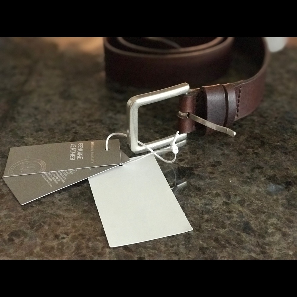 Men’s Medium Brown Leather Belt
